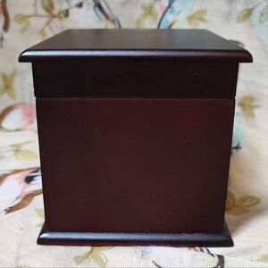 Dark Mahogany Wood Wooden Jewelry Craft Stash Box Golden Hinges Bombay Company